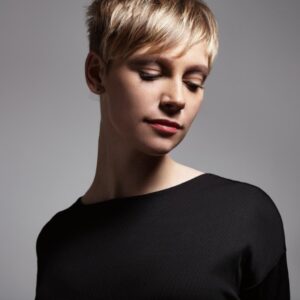 vanity 2.0 hair woman